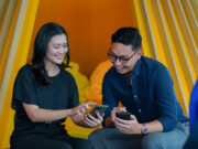 Kemitraan DANA dan XXI: Mempermudah Transaksi dan Meningkatkan Inklusi Keuangan Ilustrasi penggunaan dompet digital DANA