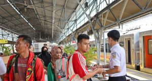 Peningkatan Pelayanan Transportasi Kereta Api: Pembangunan Eskalator di Stasiun Pasar senen Peningkatan Pelayanan Transportasi Kereta Api: Pembangunan Eskalator di Stasiun Pasar senen