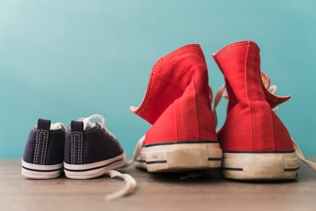 ilustrasi kiat menjaga kebersihan sepatu
