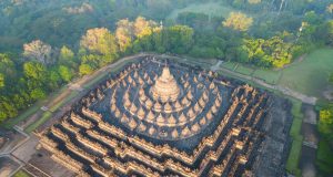 Borobudur, Keajaiban Dunia yang Mendunia di The Financial Times Candi Borobudur - sumber foto Istock