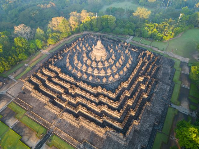 Candi Borobudur - sumber foto Istock