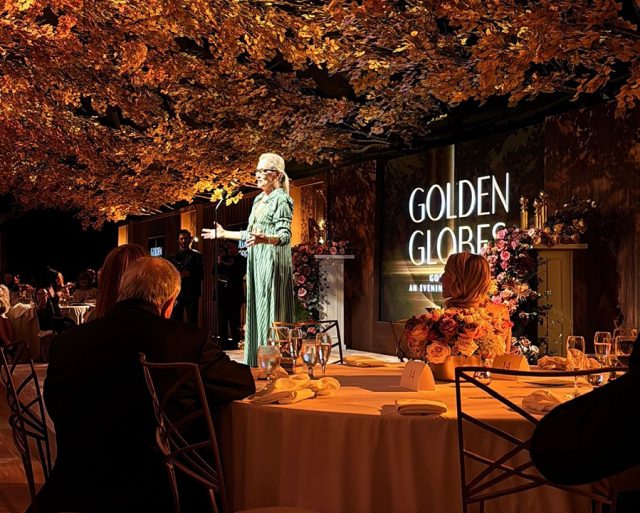 Meryl Streep menghadiri Golden Globe - sumber foto Instagram @lillykrug