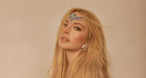Lindsay Lohan Jadi Ikon Kecantikan Baru 2025, Tren Natural Beauty Mendominasi Lindsay Lohan Jadi Ikon Kecantikan Baru 2025 - sumber foto Instagram @lindsaylohan