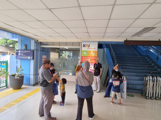 Kartu Disabilitas Commuter Line