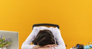 Anti Burnout! Tips Khusus Gen Z Hadapi Deadline Ketat di Agency ilustrasi anti burnout - sumber gambar FREEPIK