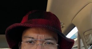 Nagase Tomoya Muncul di Instagram: Santai dengan Kacamata Baca dan Gaya Kasual Nagase Tomoya, mantan vokalis TOKIO - sumber foto Instagram @nagasetomoya_