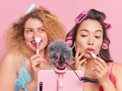 Cantik Ala TikTok: Fenomena Standar Kecantikan Baru yang Bikin Cermin Takut Ilustrasi Cantik Ala TikTok: Fenomena Standar Kecantikan Baru yang Bikin Cermin Takut. Foto: Freepik