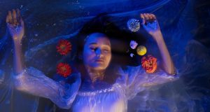 Mariani Oelong Bikin Baper Lagi Lewat Lagu “Jangan Main Main” Mariani Oelong Bikin Baper Lagi Lewat Lagu “Jangan Main Main”