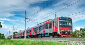 KAI Commuter Konsisten Tunjukkan Tren Positif Layani 32 Juta Lebih Pengguna Pada April 2025 KAI Commuter Konsisten Tunjukkan Tren Positif Layani 32 Juta Lebih Pengguna Pada April 2025