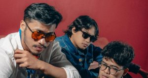 Electric Bird Mainkan Nada dan Narasi Alam yang Terluka Lewat “Aurora” Electric Bird Mainkan Nada dan Narasi Alam yang Terluka Lewat “Aurora”