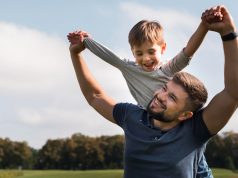 Friendly Father: Ketika Sosok Ayah Bertransformasi Jadi Sahabat Anak Zaman Now Ilustrasi Friendly Father: Ketika Sosok Ayah Bertransformasi Jadi Sahabat Anak Zaman Now, Foto: Freepik