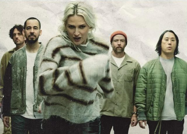 “In the End” Linkin Park Kembali Rebut No. 1 di Tangga Lagu AS Setelah 20 Tahun! “In the End” Linkin Park Kembali Rebut No. 1 di Tangga Lagu AS Setelah 20 Tahun!