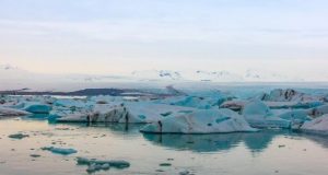Lapisan Es Greenland Mencair 17 Kali Lebih Cepat Akibat Cuaca Panas Mei, Ancaman Serius untuk Masa Depan Bumi Lapisan Es Greenland Mencair 17 Kali Lebih Cepat Akibat Cuaca Panas Mei, Ancaman Serius untuk Masa Depan Bumi