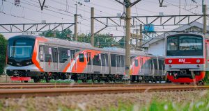 Kembali Datangkan Sarana KRL Baru, KAI Commuter akan mengoperasikan 96 Unit Kereta Baru Kembali Datangkan Sarana KRL Baru, KAI Commuter akan mengoperasikan 96 Unit Kereta Baru