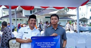 PERURI Salurkan Hewan Kurban untuk Masyarakat Karawang dalam Rangka Idul Adha 1446 H PERURI Salurkan Hewan Kurban untuk Masyarakat Karawang dalam Rangka Idul Adha 1446 H