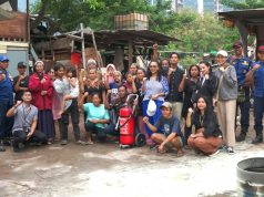 Komitmen Archipelago untuk Kampung Gasong: Pelatihan dan Donasi Alat Pemadam Kebakaran Komitmen Archipelago untuk Kampung Gasong: Pelatihan dan Donasi Alat Pemadam Kebakaran