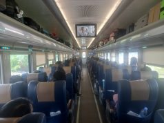 5 Hal Seru Ini yang Bisa Dilakukan di Kereta Agar Perjalanan Kamu Anti-Bosan! 5 Hal Seru Ini yang Bisa Dilakukan di Kereta Agar Perjalanan Kamu Anti-Bosan!