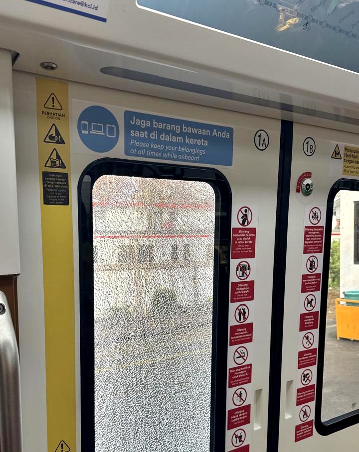 pelemparan kereta Bogor - sumber foto Istimewa