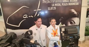 Lagu Duet Tahun Ini, Canti dan Adipati Dolken Berkolaborasi di Single “Tak Sempurna” Lagu Duet Tahun Ini,Canti dan Adipati Dolken Berkolaborasi di Single "Tak Sempurna"