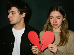 Ganti Pasangan, Tapi Luka Tetap Sama: Kenapa Kamu Terjebak di Pola yang Itu-Itu Lagi? Ilustrasi Ganti Pasangan, Tapi Luka Tetap Sama: Kenapa Kamu Terjebak di Pola yang Itu-Itu Lagi? - Foto: Freepik