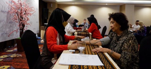 Semangat Kemerdekaan! ASTON Inn Pandanaran Semarang Rayakan HUT RI ke-80 dengan Aksi Sosial dan Kebersamaan