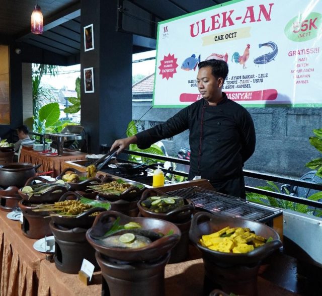 Sotis Residence Pejompongan Luncurkan Ulekan Cak Ocit, Sambel Dower Legendaris Jadi Bintang Sotis Residence Pejompongan Luncurkan Ulekan Cak Ocit, Sambel Dower Legendaris Jadi Bintang