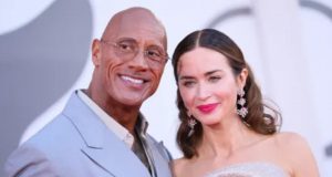 Dwayne Johnson Tinggalkan Dunia Blockbuster, Hadir dengan Drama Menggugah di The Smashing Machine Dwayne Johnson Tinggalkan Dunia Blockbuster, Hadir dengan Drama Menggugah di The Smashing Machine