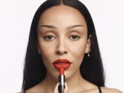 M.A.C. Umumkan Doja Cat Sebagai Duta Global di VMA 2025 M.A.C. Umumkan Doja Cat Sebagai Duta Global di VMA 2025