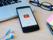 Veo 3 Fast Hadir, YouTube Shorts Siap Bikin Konten AI Lebih Gampang ilustrasi Fitur AI terbaru YouTube Shorts 2025 - sumber foto Freepik