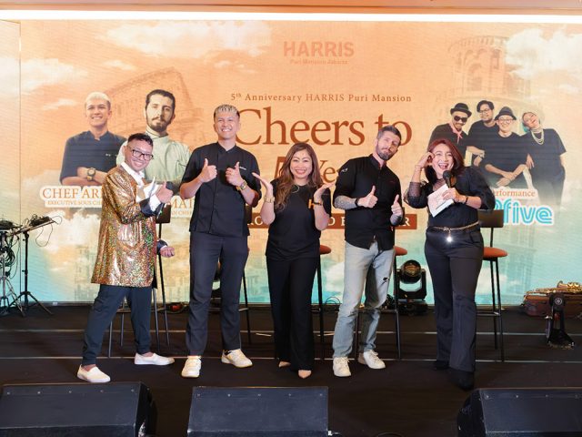 ulang tahun Harris Puri Mansion ke-5 - sumber foto Istimewa ulang tahun Harris Puri Mansion ke-5 - sumber foto Istimewa