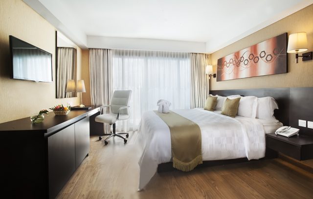 Follow & Stay With Us promo dari Best Western Premier The Hive - sumber foto Best Western Premier The Hive Follow & Stay With Us promo dari Best Western Premier The Hive - sumber foto Best Western Premier The Hive