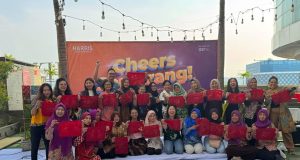 HARRIS Sentraland Semarang Gelar Membatik Motif Semarangan untuk Peringati Hari Batik Nasional HARRIS Sentraland Semarang Gelar Membatik Motif Semarangan untuk Peringati Hari Batik Nasional