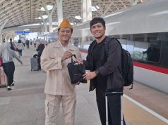 Suasana Nasionalisme Warnai Stasiun Whoosh, KCIC Ajak Penumpang Rayakan Sumpah Pemuda Suasana Nasionalisme Warnai Stasiun Whoosh, KCIC Ajak Penumpang Rayakan Sumpah Pemuda