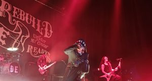 “Honey” di Jakarta! Saat HYDE Membuka Pintu Nostalgia untuk Penggemar L’Arc~en~Ciel Honey”di Jakarta Saat HYDE Membuka Pintu Nostalgia untuk Penggemar L’Arc~en~Ciel - sumber foto Adi/Urbanvibes