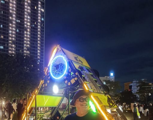 Dik Doank Angkat Kisah Cinta Seorang Ibu Lewat Vespa di Pameran #GASAJADULU Jakarta pameran seni #GASAJADULU Jakarta Taman Ismail Marzuki Dik Doank - sumber foto Adi/Urbanvibes