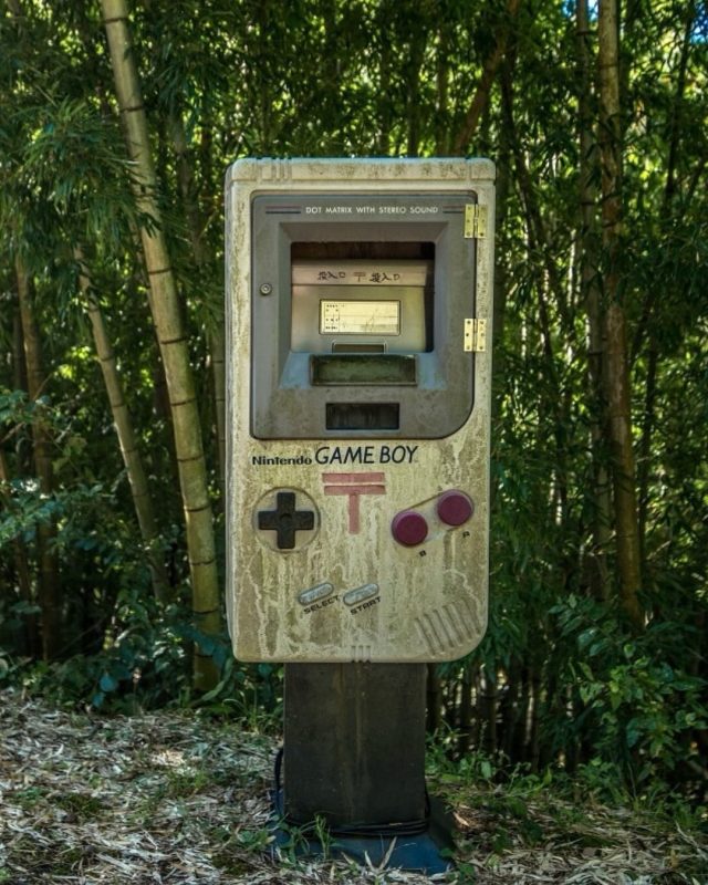 Game Boy Mailbox di temukan di pedalaman Jepang - sumber foto Instagram fanaticscollect_