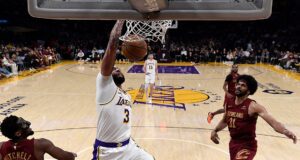 Lakers Raih Kemenangan Keempat Beruntun, LeBron James Taklukkan Mantan Timnya! Lakers Raih Kemenangan Keempat Beruntun - poto NBA