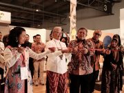 Kemenparekraf Fasilitasi 24 Jenama Kreatif pada Salone del Mobile 2024 di Italia Kemenparekraf Fasilitasi 24 Jenama Kreatif pada Salone del Mobile 2024 di Italia