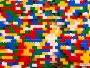 Bangun Kreativitasmu: Buat Tempat Gantungan Kunci Lego yang Menggemaskan! Ilustrasi pembuatan antungan Kunci Lego - sumber gambar google