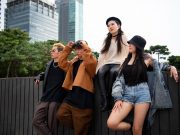 Penasaran Kemana Idol K-Pop Favoritmu Liburan? Intip Destinasi Wisata Favorit Mereka! Ilustrasi Idol K-Pop Liburan