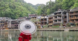 Suku Etnis Terbesar di Dunia: Menelusuri Jejak Keberagaman yang Menakjubkan Suku Etnis Terbesar di Dunia - sumber foto Istock/ minoandriani