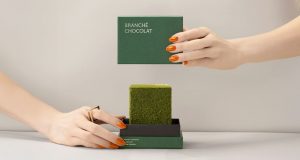 Cokelat Ganache Kubus dari Branche Chocolat, Viral Sensasi Baru di Media Sosial Jepang cokelat ganache berbentuk kubus Branche Chocolat - sumber foto branche-chocolat.jp