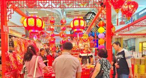 Sambut Tahun Ular Kayu dengan Keceriaan di Mal Ciputra Jakarta: Lucky New Year Lucky You Bazaar Kuliner & Bazaar Imlek di Mal Ciputra Jakarta - sumber foto Mall Ciputra Jakarta