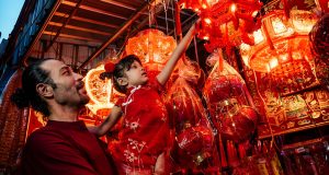 Imlek: Perayaan Harmoni yang Menyatukan Keberagaman di Indonesia Chinese New Year Imlek - sumber foto BATIQA Hotels