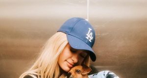 Rumah Terbakar, Paris Hilton Galang Dana $800.000 untuk untuk Ratusan Keluarga Korban Kebakaran Paris Hilton, foto Ig/parishilton