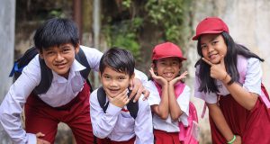 Pemerintah Resmi Mengganti PPDB Menjadi SPMB, Sistem Zonasi Berubah Jadi Domisili Ilustrasi sistem penerimaan murid baru SPMB dengan jalur Domisili, Prestasi, Afirmasi, dan Mutasi - sumber foto Istock