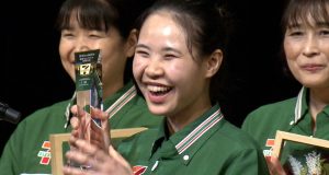 Karyawan asal Vietnam Memenangkan 7-Eleven Japan's National Customer Service Contest - sumber foto Video NHK