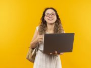 Mengerjakan Skripsi Sambil Bekerja? Siapa Takut! ilustrasi Mengerjakan Skripsi Sambil Bekerja