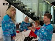 MrBeast Melamar Thea Booysen di Hari Natal: Momen Intim yang Menggemaskan MrBeast Melamar Thea Booysen di Hari Natal - sumber foto BBC NEWS