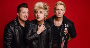 New Years Rev: Film Komedi yang Terinspirasi dari Green Day Sedang Digarap!